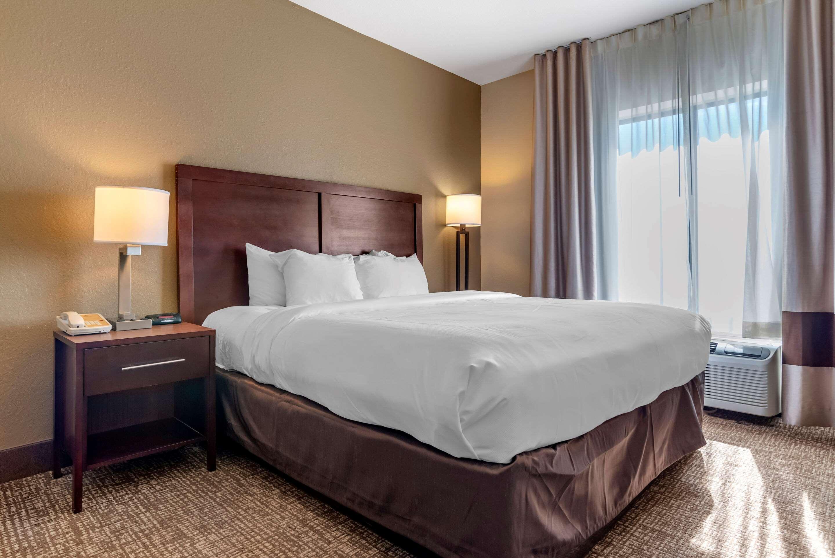 Comfort Inn & Suites Клинтон Экстерьер фото