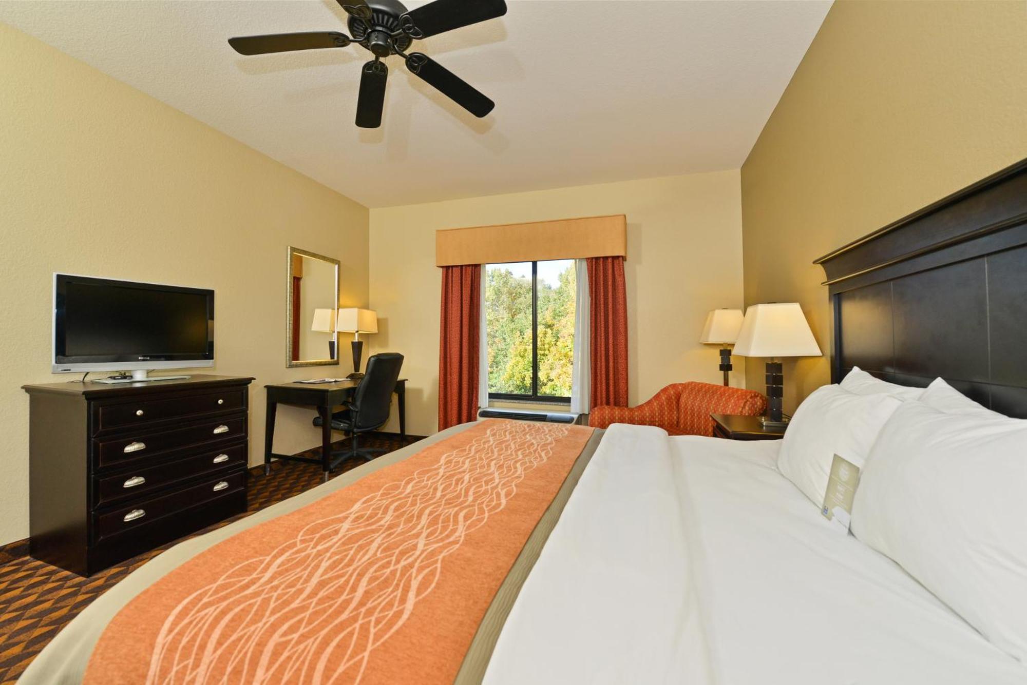 Comfort Inn & Suites Клинтон Номер фото